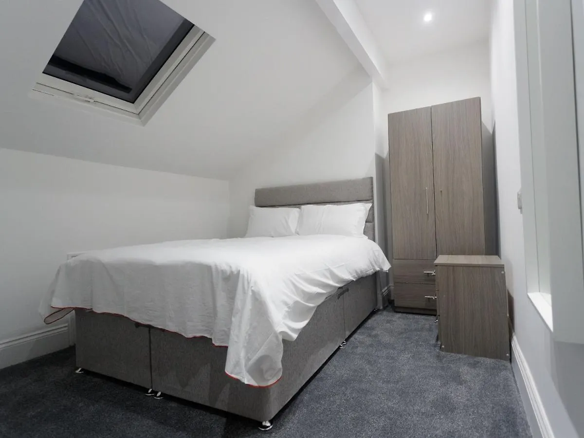 Hillcrest Residence Leeds  United Kingdom